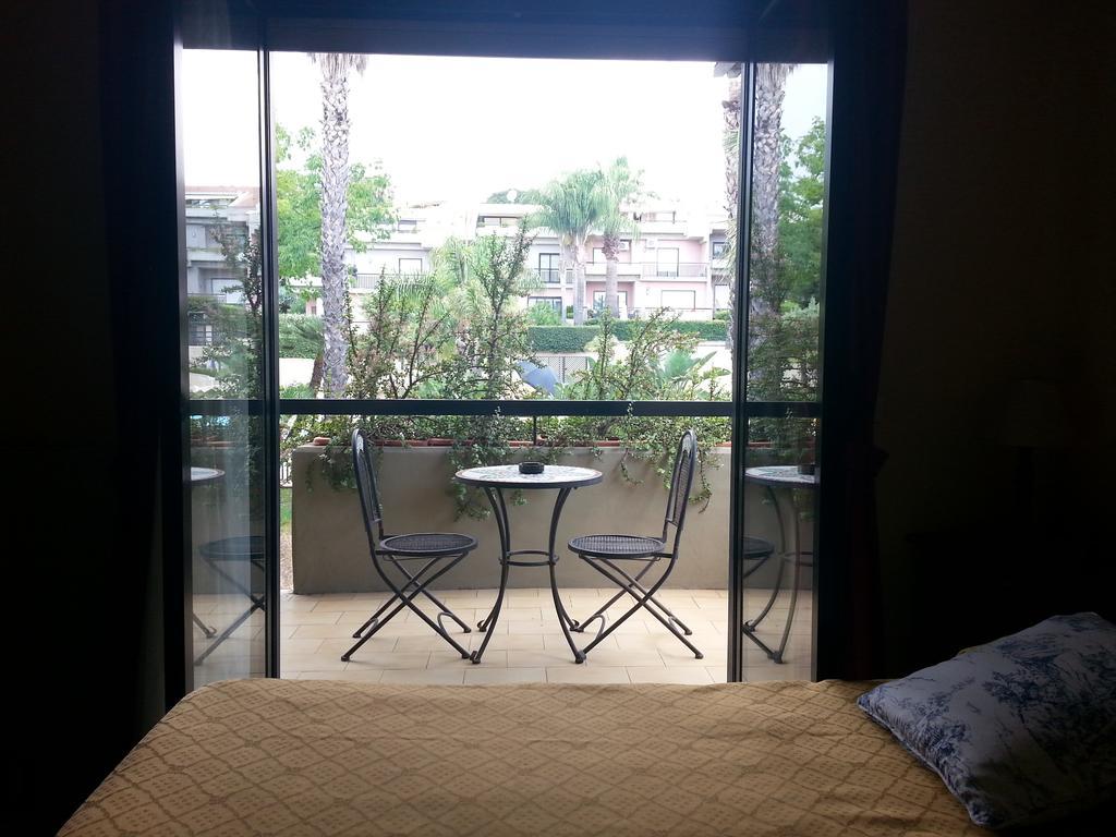 לינה וארוחת בוקר קטאניה Porto Ulisse מראה חיצוני תמונה