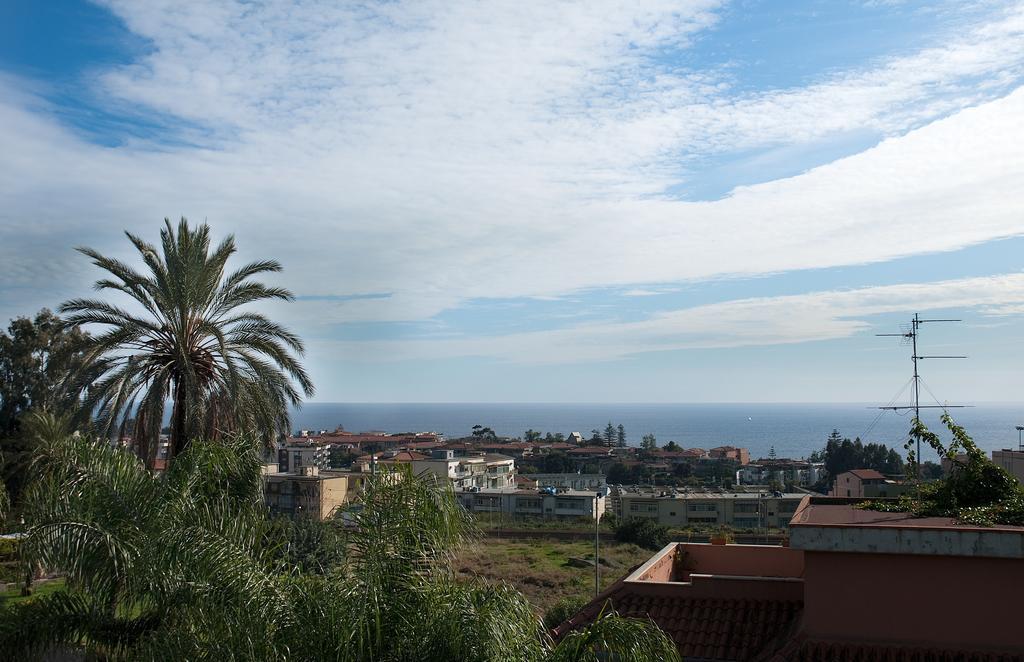 לינה וארוחת בוקר קטאניה Porto Ulisse מראה חיצוני תמונה