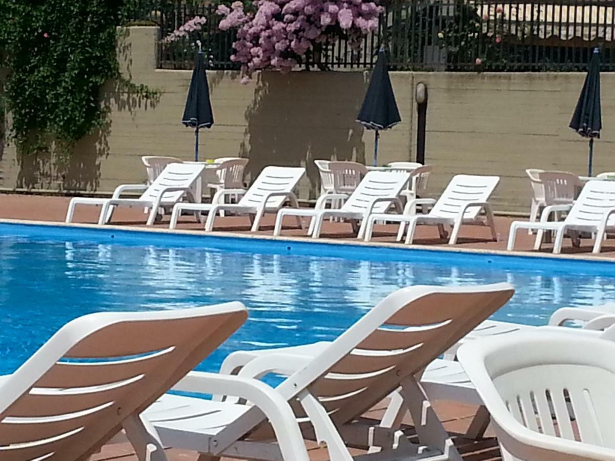 לינה וארוחת בוקר קטאניה Porto Ulisse מראה חיצוני תמונה